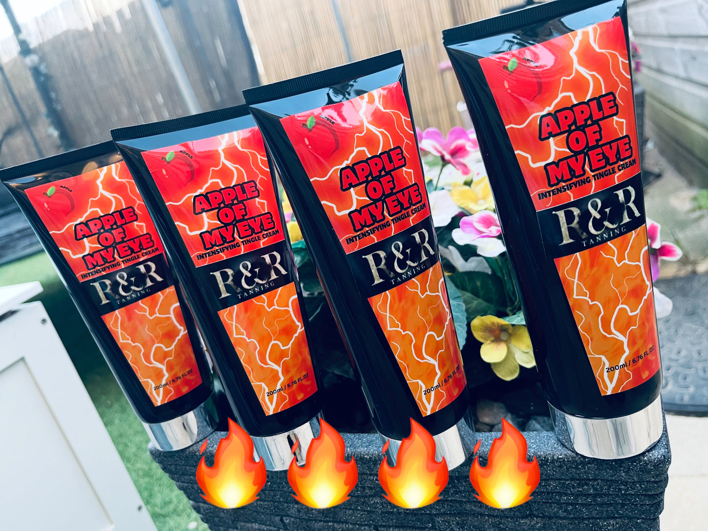 2x Apple of my eye tingle cream!